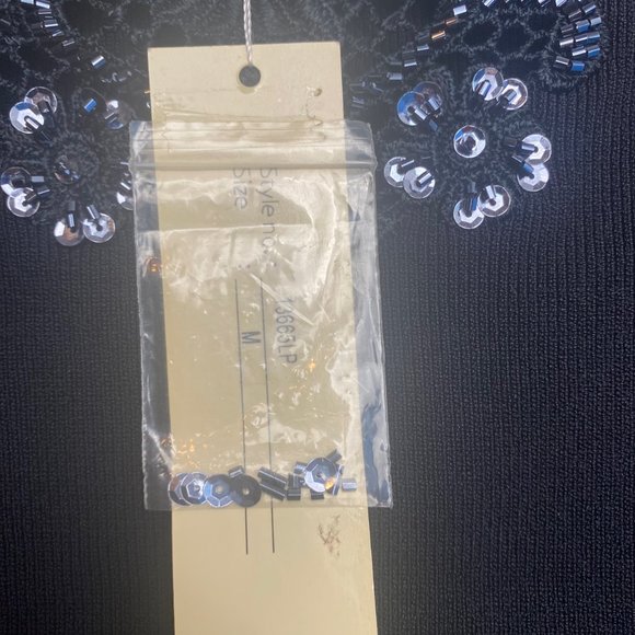 NWT Black Crochet Knit Trim with Sequins Long Sleeve Sweater Size Medium - Picture 6 of 8